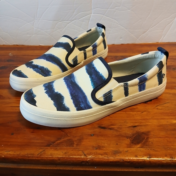 Sperry Crest Twin Gore Tie Dye Stripe Slip On Shoes Women's Size 7.5 M - Picture 7 of 12
